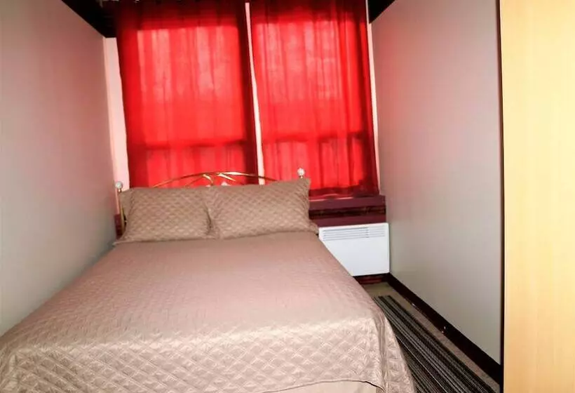 酒店 Auberge Internationale La Vieille école