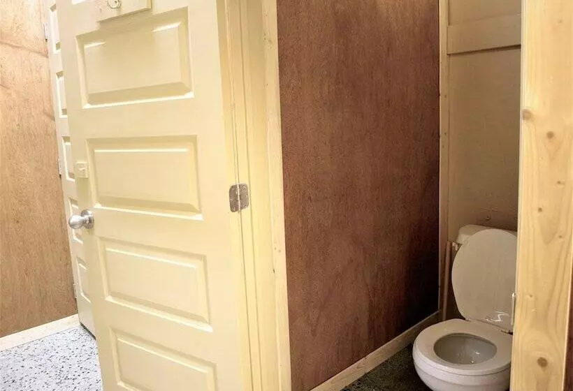 酒店 Auberge Internationale La Vieille école