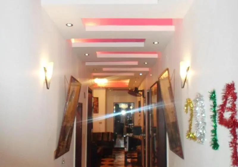 هتل Family Palace