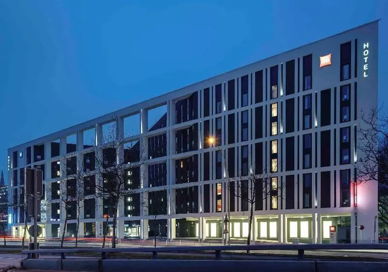 هتل Ibis Hamburg City