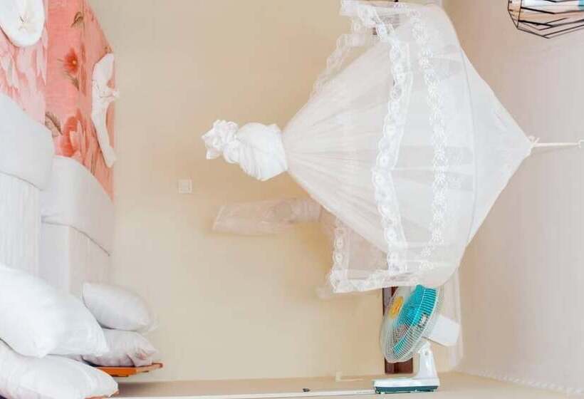 ホテル Kilimanjaro Crane