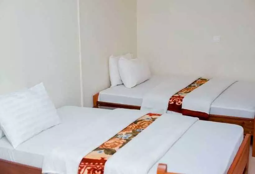 Hotel Kilimanjaro Crane