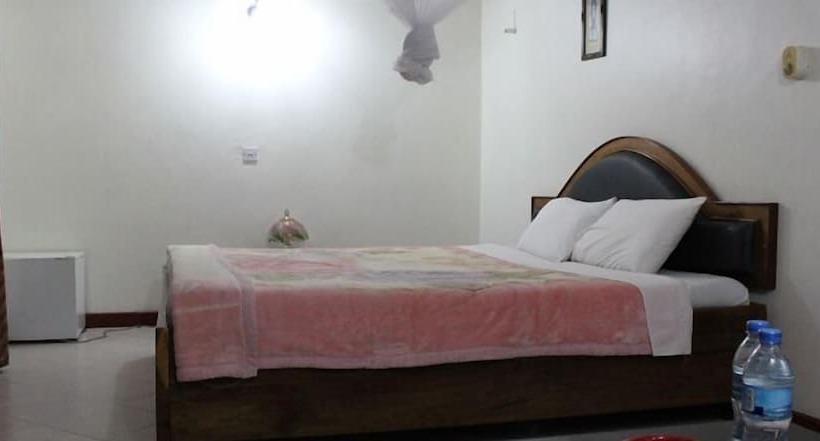 ホテル Kilimanjaro Crane