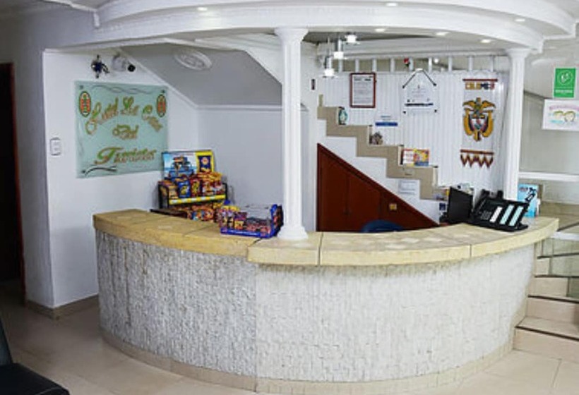 Hotel La Casa Del Turista