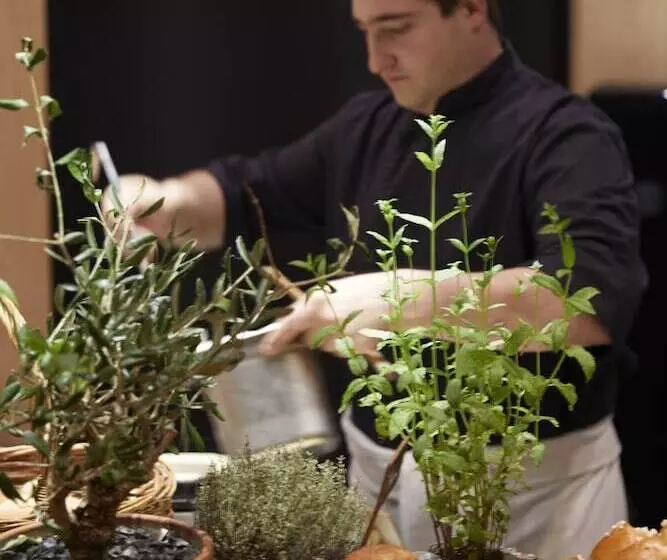 هتل Le Cinq Codet