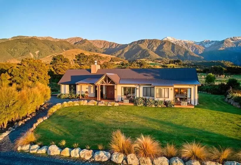 Hotelli Manakau Lodge