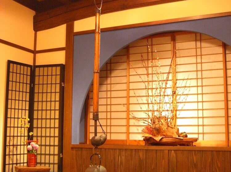 酒店 Minshuku Kuwataniya