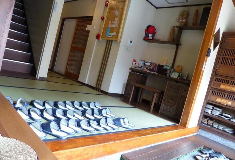 酒店 Minshuku Kuwataniya