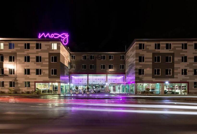 فندق Moxy Milan Malpensa Airport