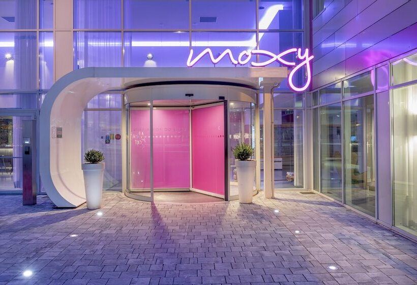 فندق Moxy Milan Malpensa Airport