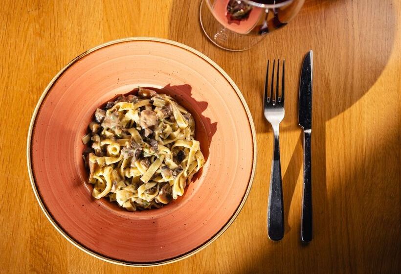 فندق Moxy Milan Malpensa Airport