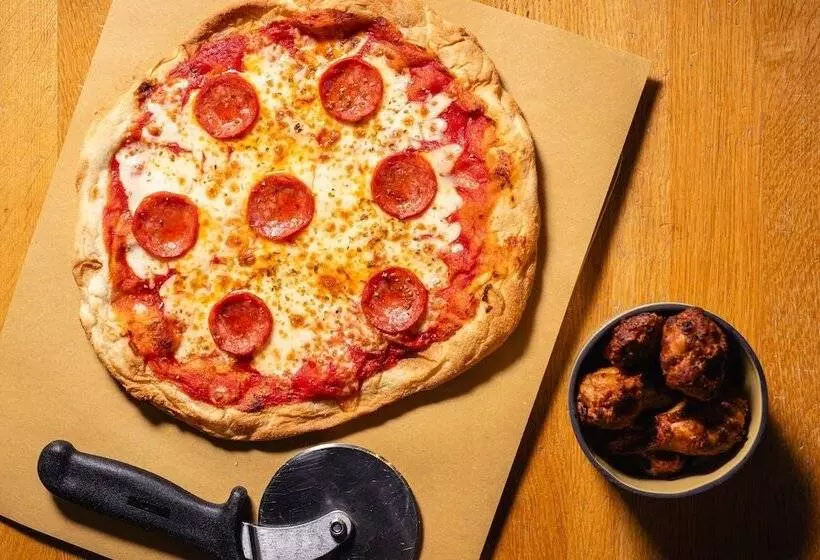 Szálloda Moxy Milan Malpensa Airport