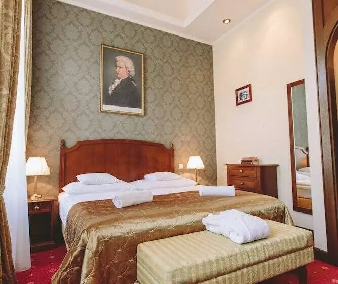 Otel Mozart