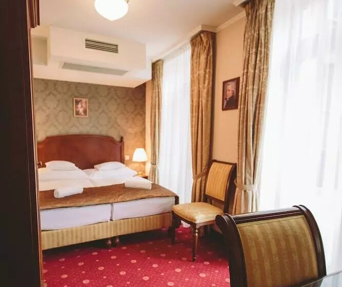 Otel Mozart