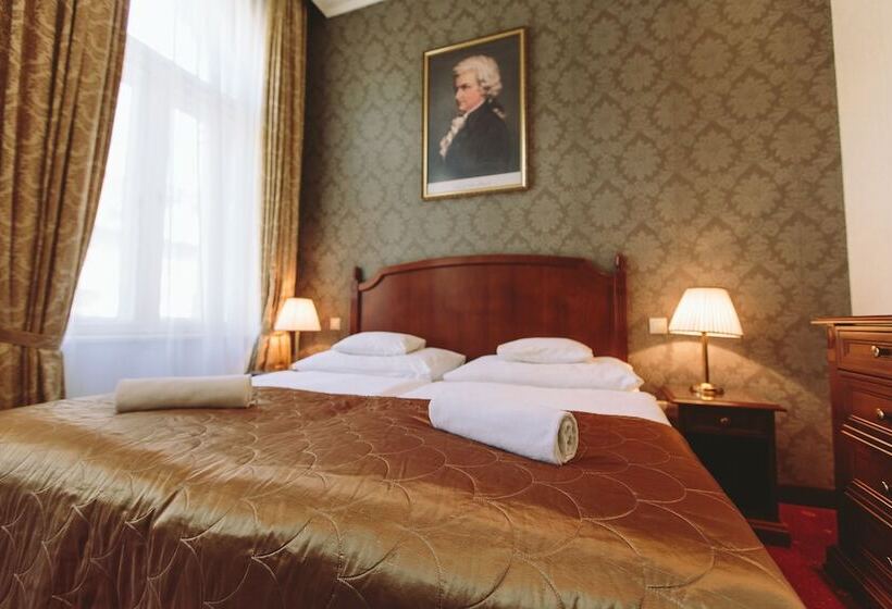 Отель Mozart