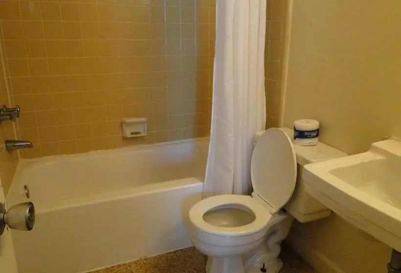 Отель Sea Gypsy Inn