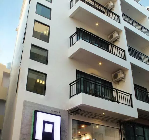 酒店 The Artist House