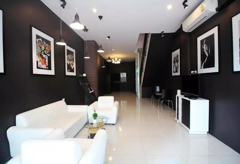 酒店 The Artist House