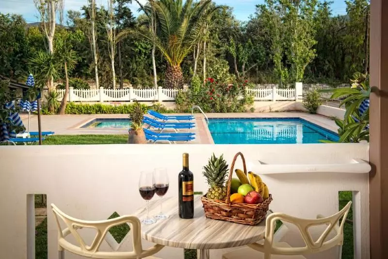 Marianthi Apts By Estia