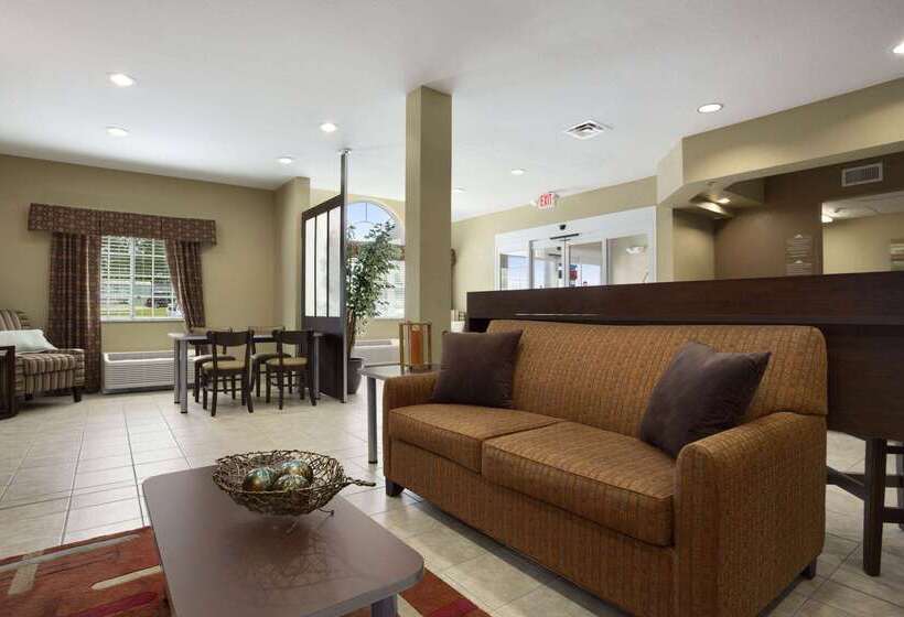 Microtel Inn And Suites Carrollton