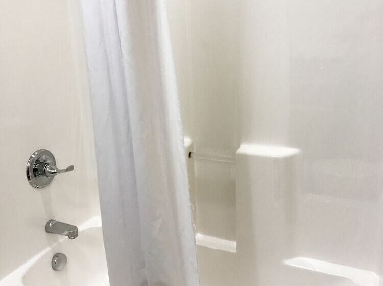 Microtel Inn And Suites Carrollton