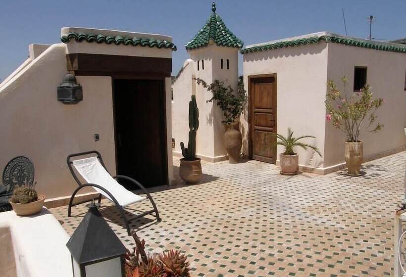 里亚德 Ryad Mabrouka