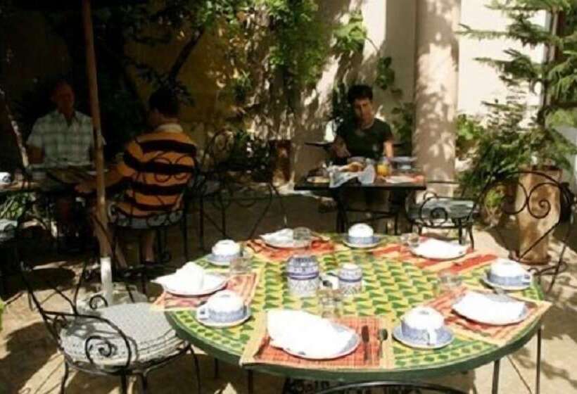 里亚德 Ryad Mabrouka