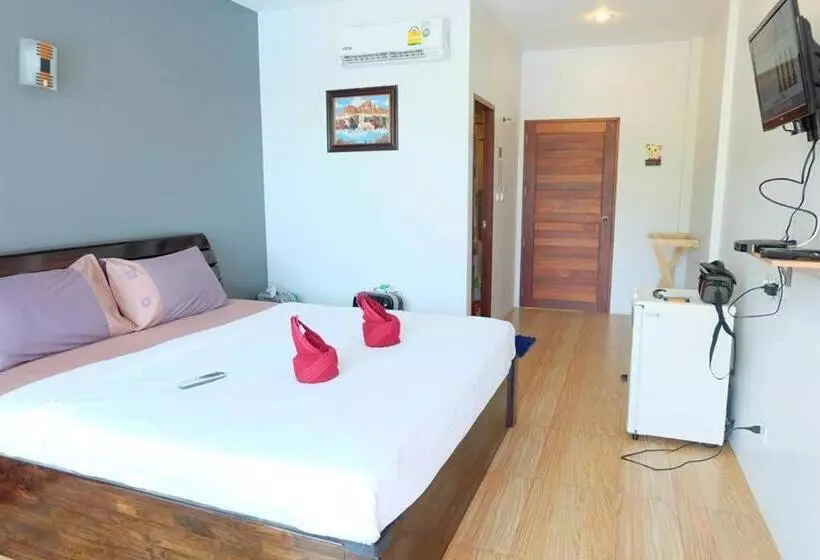 Retkeilymaja Maehaad Garden Inn