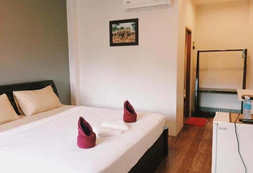 הוסטל Maehaad Garden Inn