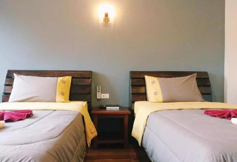 Retkeilymaja Maehaad Garden Inn