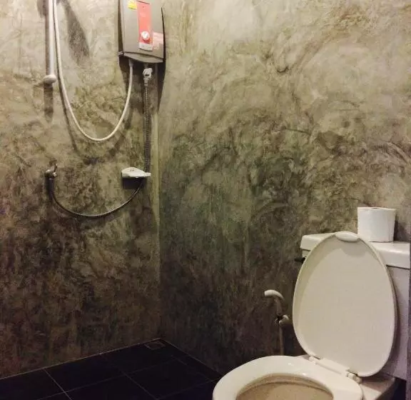 Retkeilymaja Maehaad Garden Inn