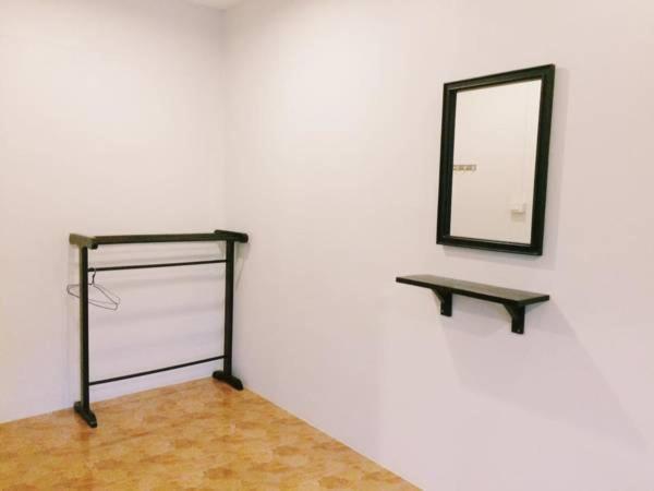 הוסטל Maehaad Garden Inn