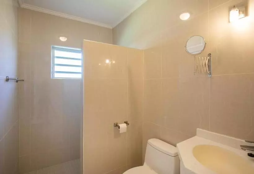 Attractive Villa In Resort