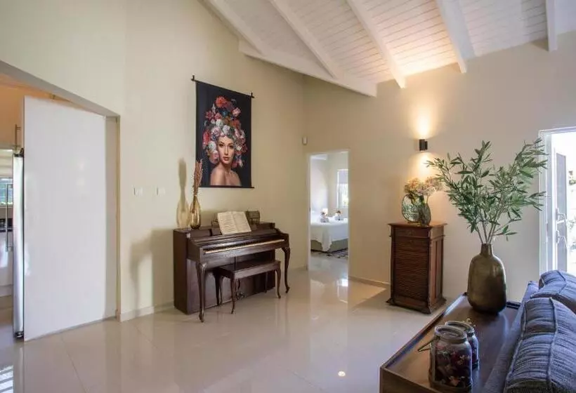 Attractive Villa In Resort