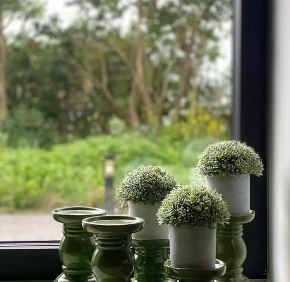 Mademoiselle Nineth Met Sauna