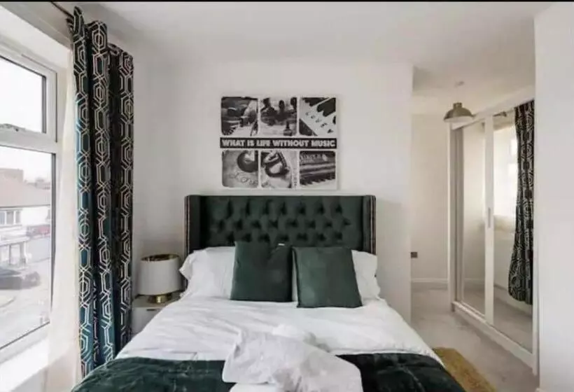 Penthouse Luxury Apartment
