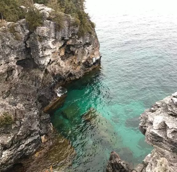 Tobermory Peaceful Private Entire Cottage Log Home Spacious Fully Equipped