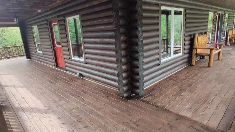 Tobermory Peaceful Private Entire Cottage Log Home Spacious Fully Equipped