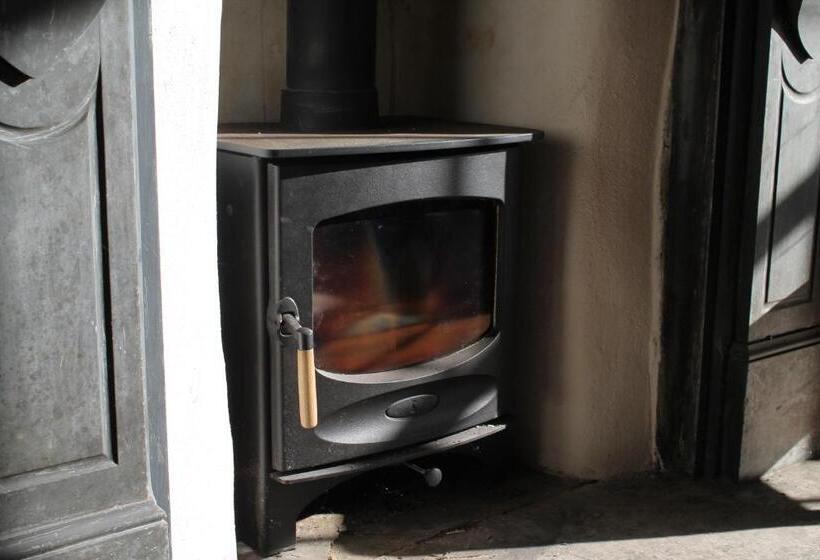 Trevanger Farm Bed And Breakfast