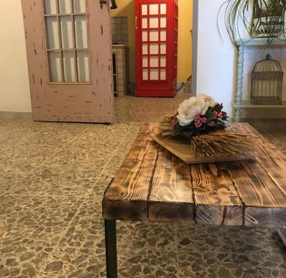 Alloggio Per Turisti A Solo 10 Minuti Dal Mare