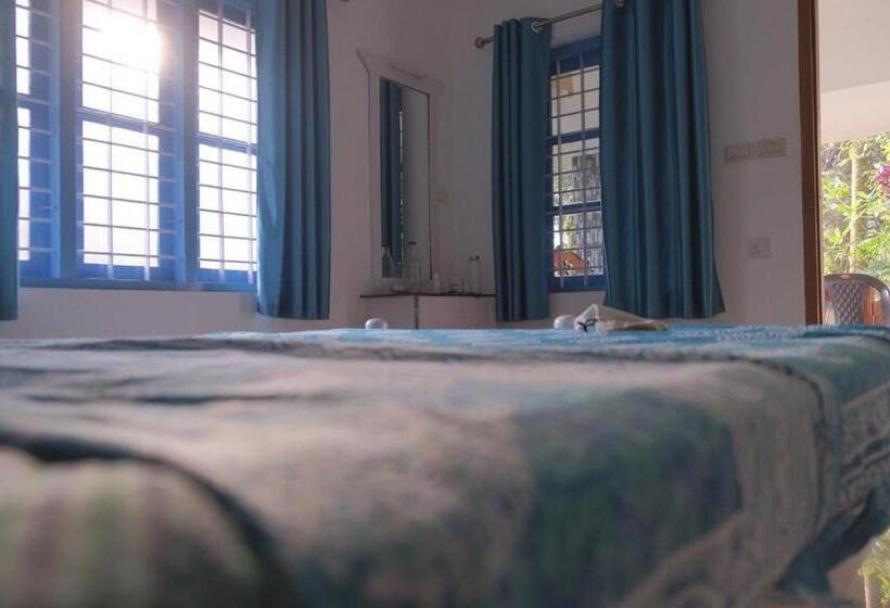 Blue Sophy Residency