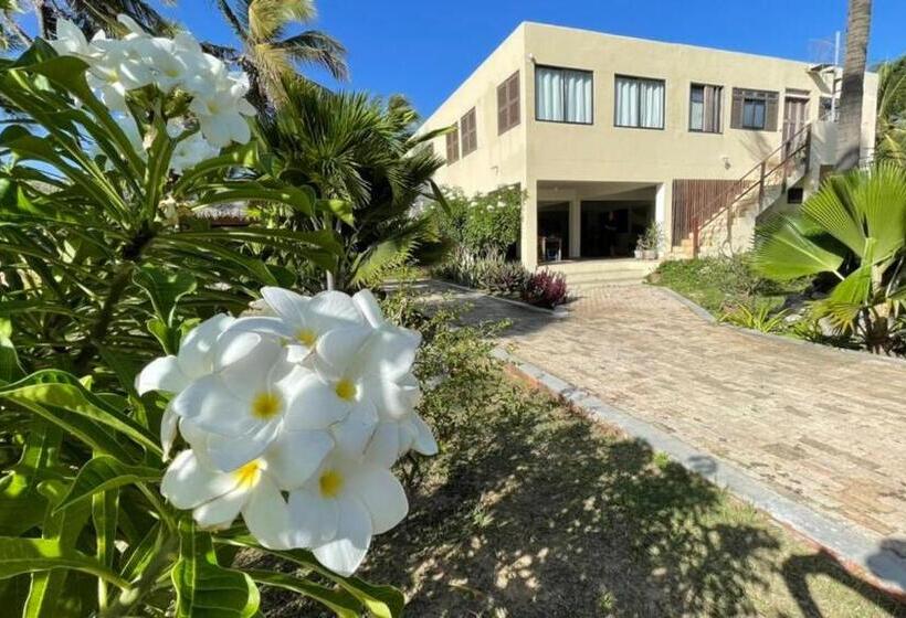 بنسيون Vila Saguaro