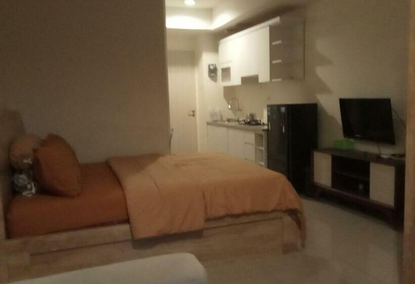Apartemen Grand Kamala Lagoon Bekasi By Cicie Room