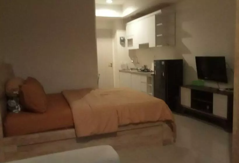 Apartemen Grand Kamala Lagoon Bekasi By Cicie Room