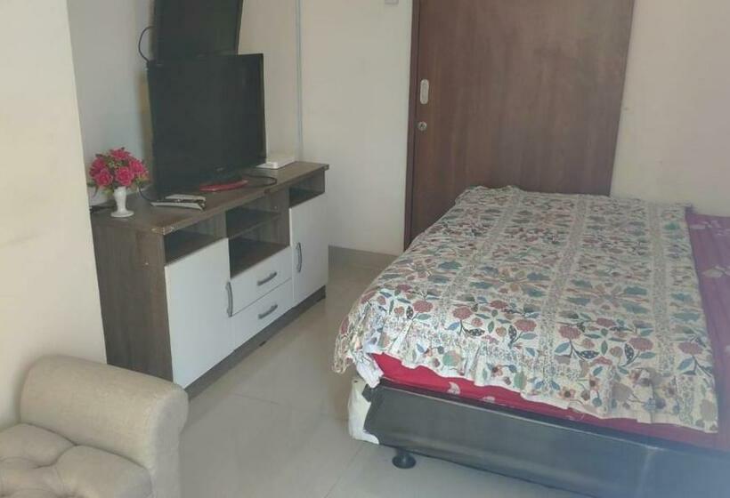 Apartemen Grand Kamala Lagoon Bekasi By Cicie Room