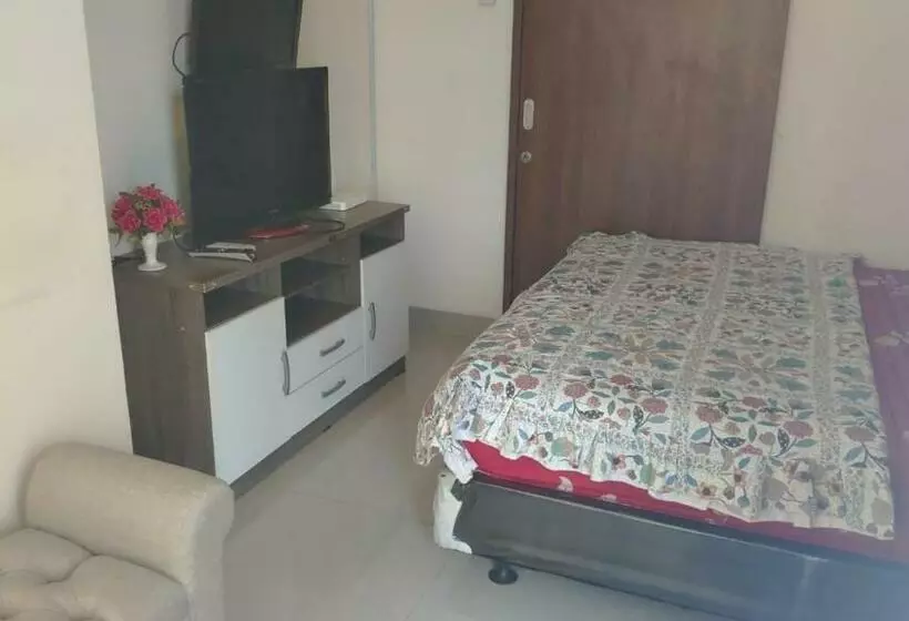 Apartemen Grand Kamala Lagoon Bekasi By Cicie Room