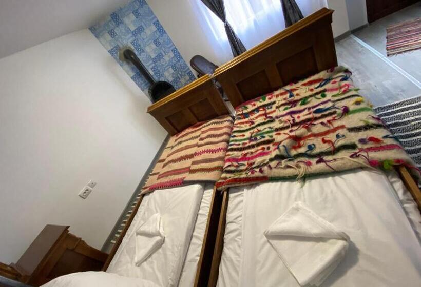 مبيت وإفطار Căsuța Din Pădure