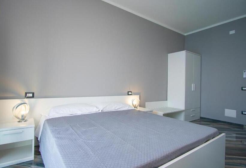 تختخواب و صبحانه La Dimora Sul Mare