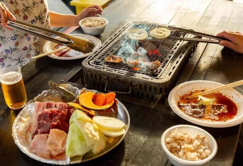 ホテル 直島町ふるさと海の家 つつじ荘  Seaside Park Stay Tsutsujiso