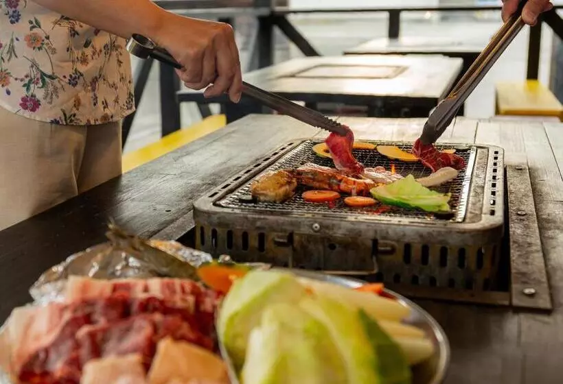 ホテル 直島町ふるさと海の家 つつじ荘  Seaside Park Stay Tsutsujiso